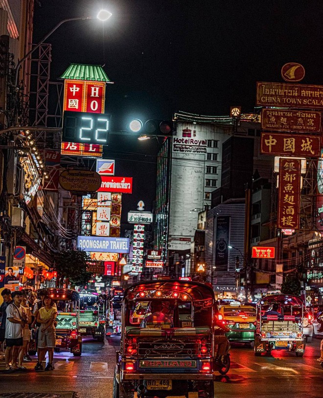 Hội ghiền đi Thái phát sốt với nơi quay MV của Lisa, đến nỗi phải than khổ “bộ chưa đủ đông hay sao!”- Ảnh 5. Hội ghiền đi Thái phát sốt với nơi quay MV của Lisa, đến nỗi phải than khổ “bộ chưa đủ đông hay sao!”- Ảnh 5.