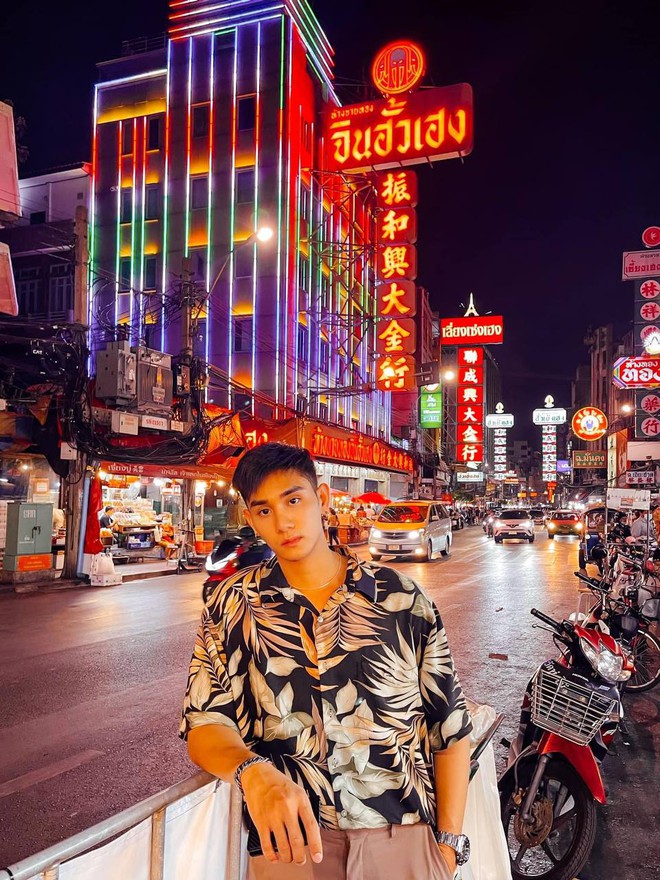 Hội ghiền đi Thái phát sốt với nơi quay MV của Lisa, đến nỗi phải than khổ “bộ chưa đủ đông hay sao!”- Ảnh 10. Hội ghiền đi Thái phát sốt với nơi quay MV của Lisa, đến nỗi phải than khổ “bộ chưa đủ đông hay sao!”- Ảnh 10.