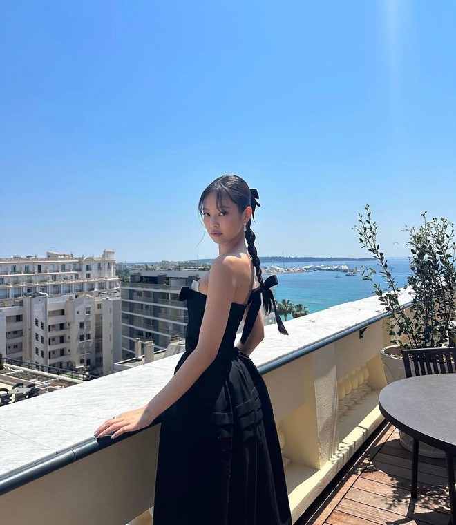 4 nữ idol được khen mặc đẹp, toả vibe tài phiệt: Jennie có lấn át được tiểu thư “hàng thật giá thật"?- Ảnh 12.