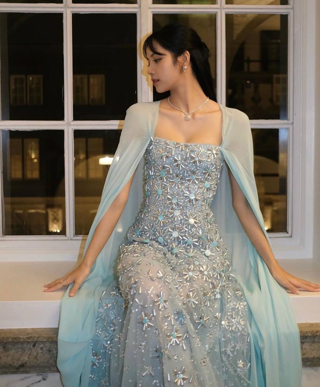 4 nữ idol được khen mặc đẹp, toả vibe tài phiệt: Jennie có lấn át được tiểu thư “hàng thật giá thật"?- Ảnh 9.
