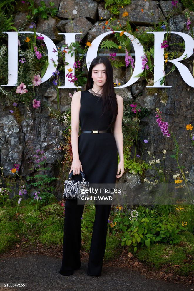 Han So Hee đụng độ Anya Taylor-Joy tại show Dior, có còn bị Getty Images dìm như ở LHP Cannes?- Ảnh 1.