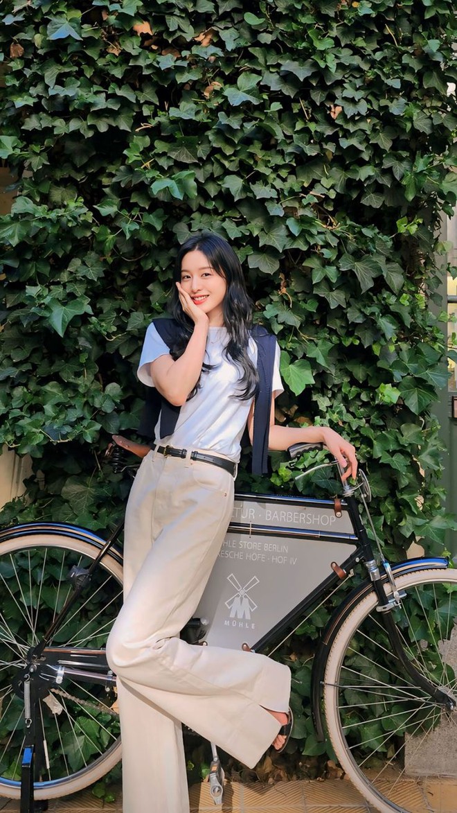 Cô nàng khiến hơn nửa triệu người mê mẩn, style đẹp ra sao mà được mệnh danh là "Hong Hae In bản Việt"?- Ảnh 11.