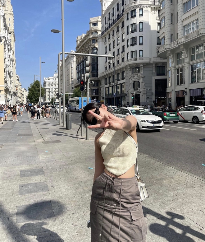 Đây chính là nữ idol Gen 4 xứng danh "nữ hoàng quảng cáo" cùng Jennie, Suzy- Ảnh 22.
