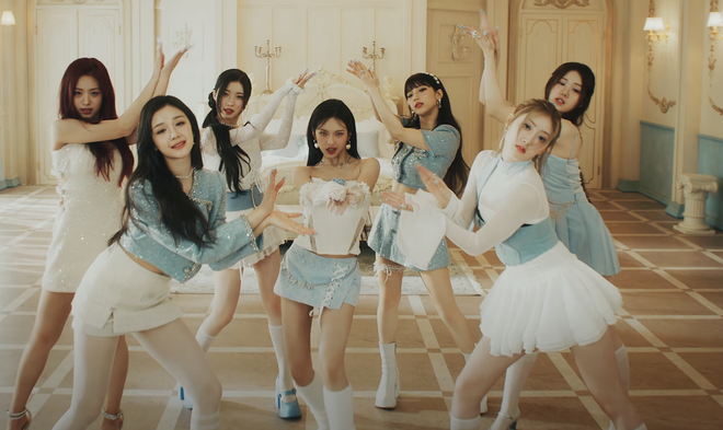 Học tập đàn chị, em gái BLACKPINK cũng nhiệt tình lăng xê local brand Việt- Ảnh 13. Học tập đàn chị, em gái BLACKPINK cũng nhiệt tình lăng xê local brand Việt- Ảnh 13.