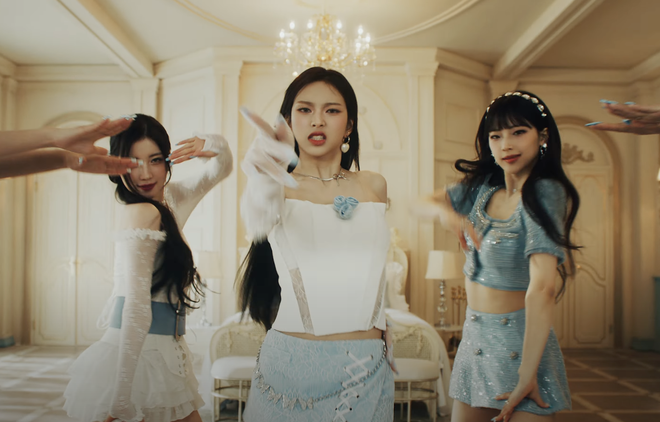 Học tập đàn chị, em gái BLACKPINK cũng nhiệt tình lăng xê local brand Việt- Ảnh 14. Học tập đàn chị, em gái BLACKPINK cũng nhiệt tình lăng xê local brand Việt- Ảnh 14.