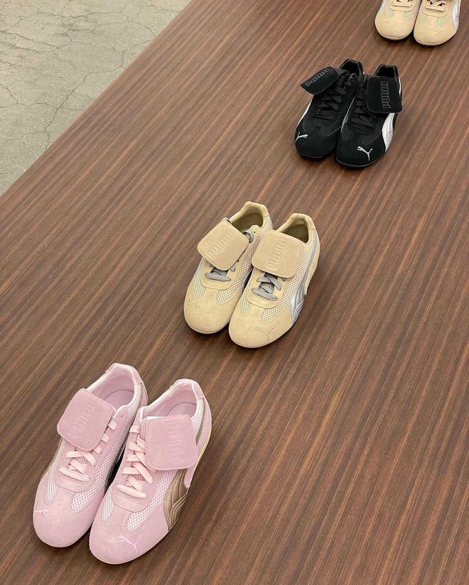 Làm mới giày Rosé, đưa Jennie, Baekhyun về tuổi thơ: Local brand Y2K gây chú ý với 2 màn collab chấn động 1 năm- Ảnh 16.