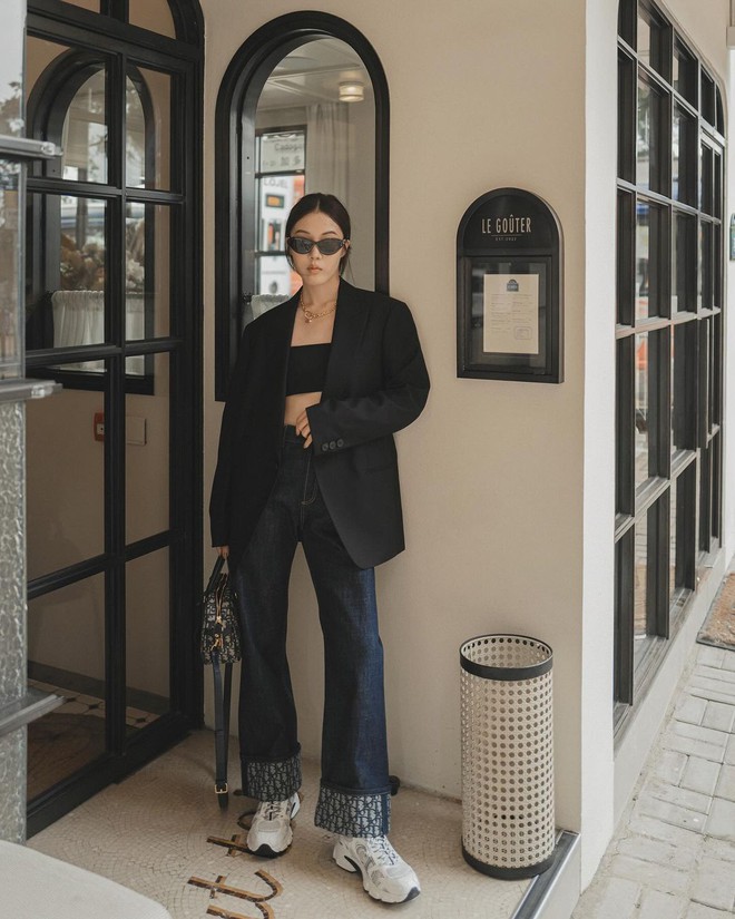 Hot fashion blogger cũng chỉ phối quần ống rộng theo 5 cách này, đảm bảo chất mà ai cũng sẵn đồ phối theo- Ảnh 15.