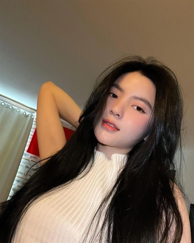 Tưởng là "thánh thẩm mỹ" nhưng Chu Thanh Huyền chỉ trung thành với 1 phương pháp để xinh hơn- Ảnh 11. Tưởng là "thánh thẩm mỹ" nhưng Chu Thanh Huyền chỉ trung thành với 1 phương pháp để xinh hơn- Ảnh 11.