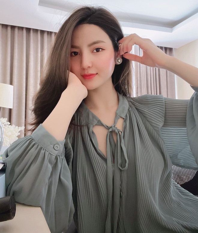 Tưởng là "thánh thẩm mỹ" nhưng Chu Thanh Huyền chỉ trung thành với 1 phương pháp để xinh hơn- Ảnh 4. Tưởng là "thánh thẩm mỹ" nhưng Chu Thanh Huyền chỉ trung thành với 1 phương pháp để xinh hơn- Ảnh 4.