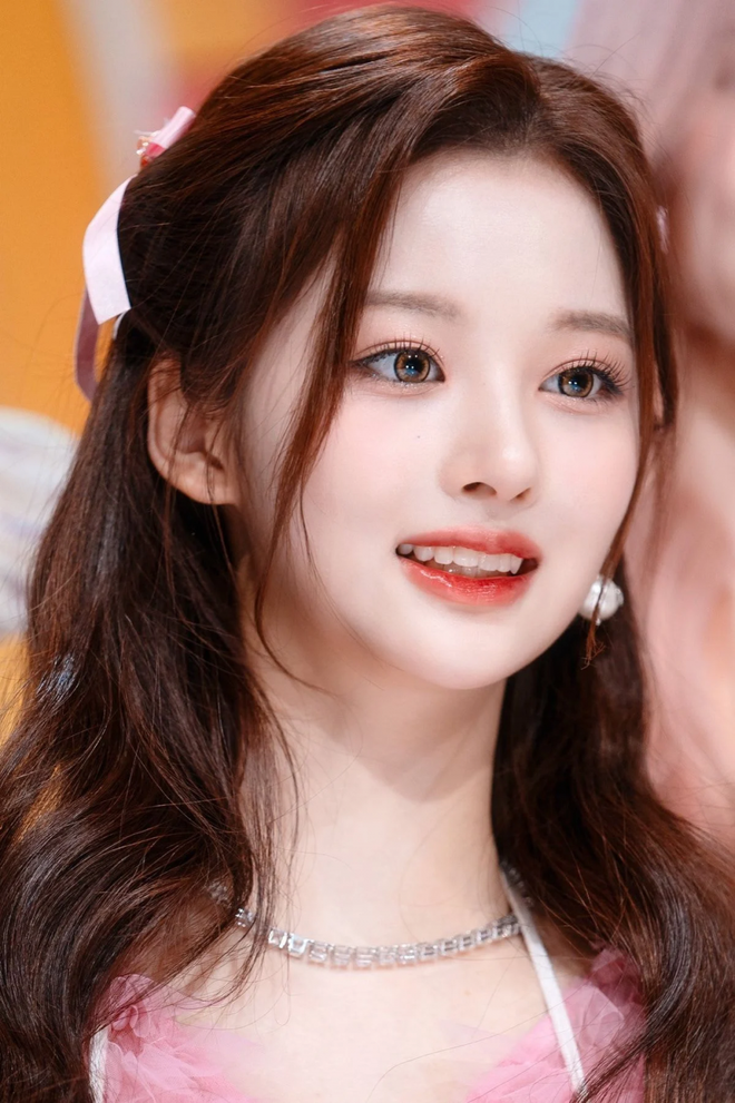 Sullyoon can thiệp thẩm mỹ để thành "đệ nhất visual Gen 4"?- Ảnh 1.