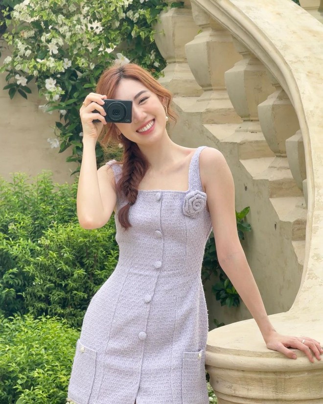 Nữ blogger Việt có những set đồ "được lòng" chị em công sở: Nữ tính, tôn dáng mà không nhàm chán chút nào!- Ảnh 28. Nữ blogger Việt có những set đồ "được lòng" chị em công sở: Nữ tính, tôn dáng mà không nhàm chán chút nào!- Ảnh 28.
