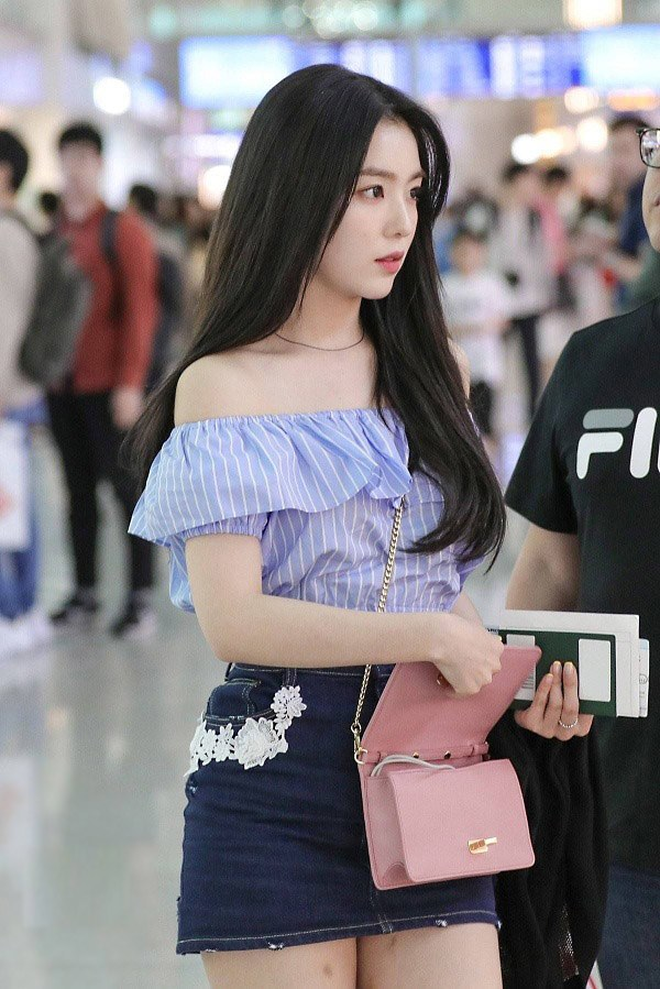 Từ chuyện Karina bị mắng vô cớ: Thời nào rồi mà còn coi áo hở vai là hở hang quá đà?- Ảnh 11.