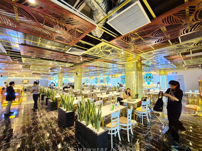 Trung tâm thương mại huyền thoại tại quận 10 chính thức "thay da đổi thịt", giới trẻ thi nhau lật lại quá khứ- Ảnh 8. Trung tâm thương mại huyền thoại tại quận 10 chính thức "thay da đổi thịt", giới trẻ thi nhau lật lại quá khứ- Ảnh 8.
