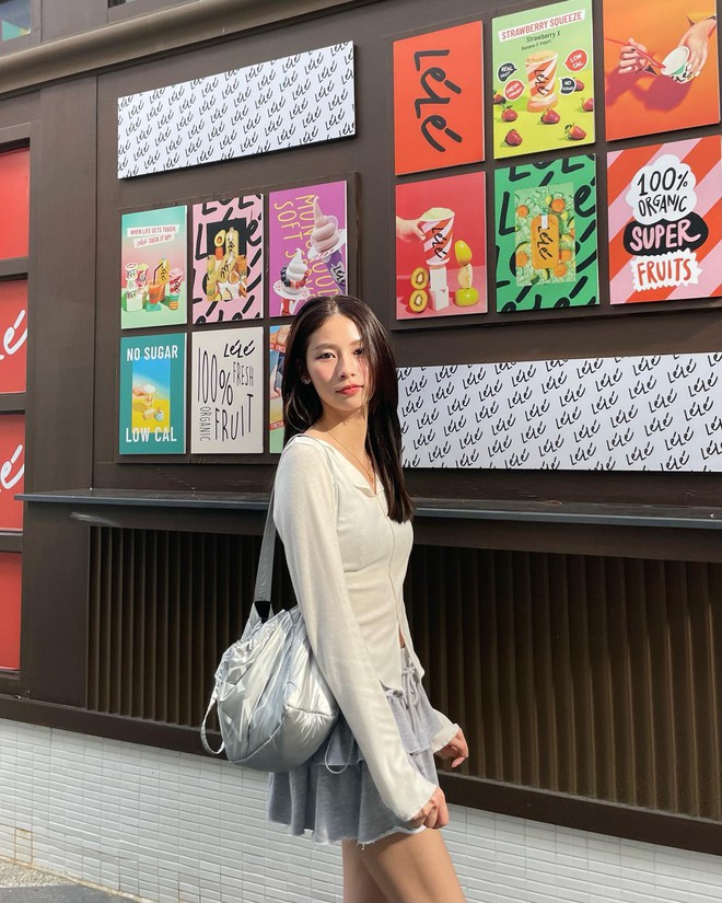 Local brand hot top đầu Thái Lan hiện nay: Sở hữu những mẫu túi mà bạn đã từng bắt gặp ở đâu đó- Ảnh 39. Local brand hot top đầu Thái Lan hiện nay: Sở hữu những mẫu túi mà bạn đã từng bắt gặp ở đâu đó- Ảnh 39.