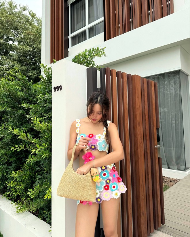 Local brand hot top đầu Thái Lan hiện nay: Sở hữu những mẫu túi mà bạn đã từng bắt gặp ở đâu đó- Ảnh 10. Local brand hot top đầu Thái Lan hiện nay: Sở hữu những mẫu túi mà bạn đã từng bắt gặp ở đâu đó- Ảnh 10.