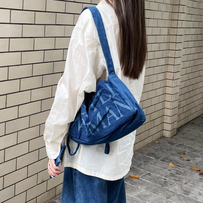 Local brand hot top đầu Thái Lan hiện nay: Sở hữu những mẫu túi mà bạn đã từng bắt gặp ở đâu đó- Ảnh 37. Local brand hot top đầu Thái Lan hiện nay: Sở hữu những mẫu túi mà bạn đã từng bắt gặp ở đâu đó- Ảnh 37.