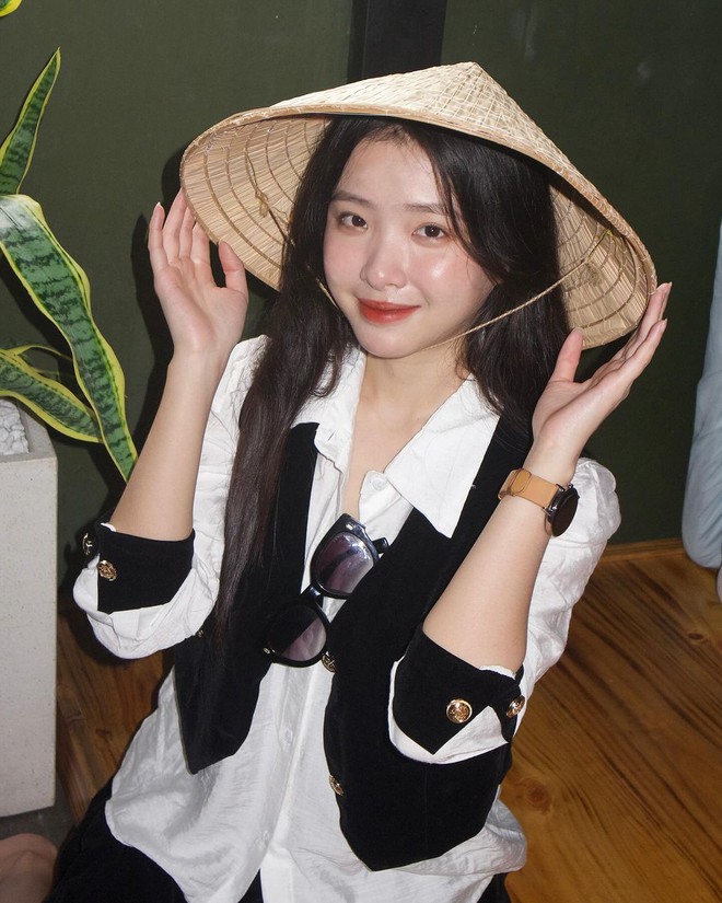 Làm “học bá mặc đẹp” như Bạch Lưu Dương không khó: Toàn quần áo bình dân chỉ loanh quanh 300k- Ảnh 5.