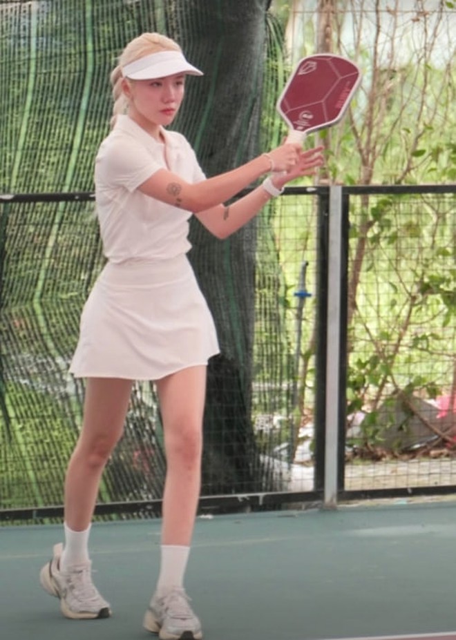 Mỹ nhân Việt chơi pickleball đâu chỉ chú tâm quần áo, tới vợt cũng rất chịu chi- Ảnh 12. Mỹ nhân Việt chơi pickleball đâu chỉ chú tâm quần áo, tới vợt cũng rất chịu chi- Ảnh 12.