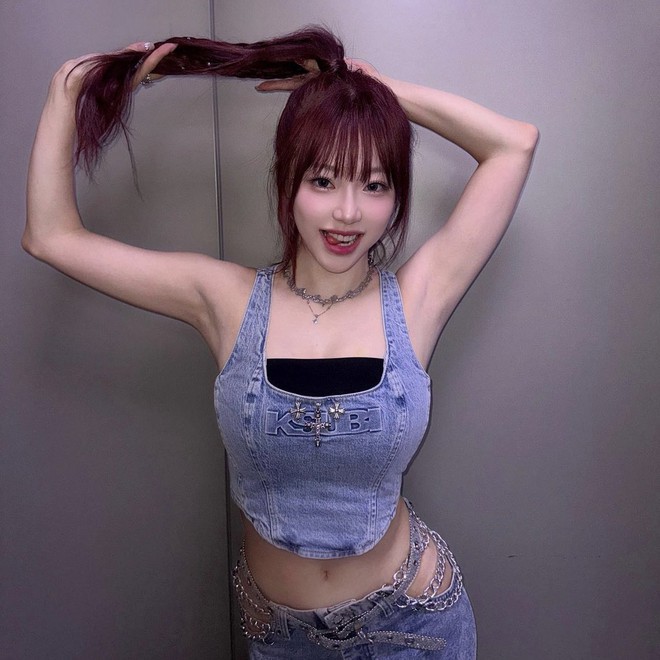 Nữ idol gây bão với body nóng bỏng, dự sẽ thành nữ thần sexy thế hệ mới- Ảnh 13. Nữ idol gây bão với body nóng bỏng, dự sẽ thành nữ thần sexy thế hệ mới- Ảnh 13.