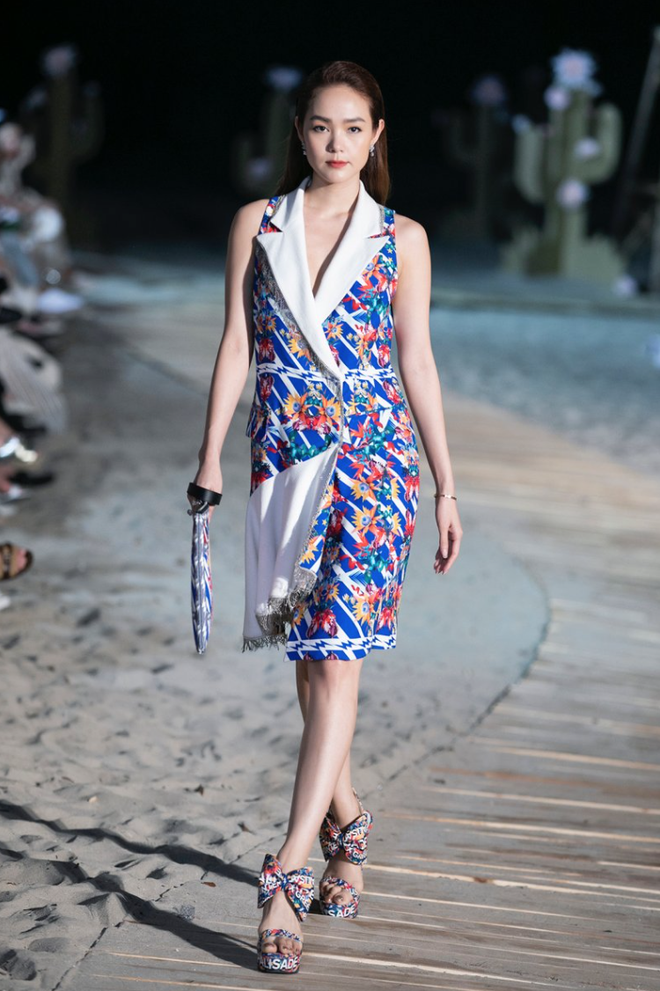 Hiếm lắm mới có ca sĩ Việt diễn tại Seoul Fashion Week: Thần thái cực slay dù lần đầu catwalk- Ảnh 13. Hiếm lắm mới có ca sĩ Việt diễn tại Seoul Fashion Week: Thần thái cực slay dù lần đầu catwalk- Ảnh 13.