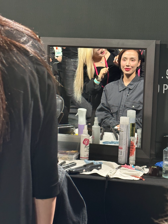 Hiếm lắm mới có ca sĩ Việt diễn tại Seoul Fashion Week: Thần thái cực slay dù lần đầu catwalk- Ảnh 1. Hiếm lắm mới có ca sĩ Việt diễn tại Seoul Fashion Week: Thần thái cực slay dù lần đầu catwalk- Ảnh 1.