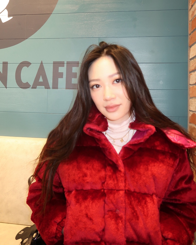 Ái nữ "ngậm thìa vàng" của tài tử Diệp Vấn: 21 tuổi cao 1m8, sắc vóc sexy không cưỡng nổi- Ảnh 3.