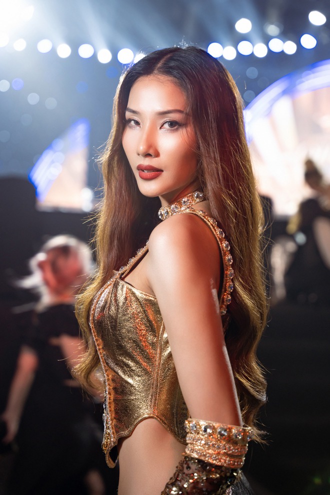 hoang-thuy-dao-lai-vu-mat-tui-chanel-4-1681789554418951963773-17376194806991520499444.jpeg