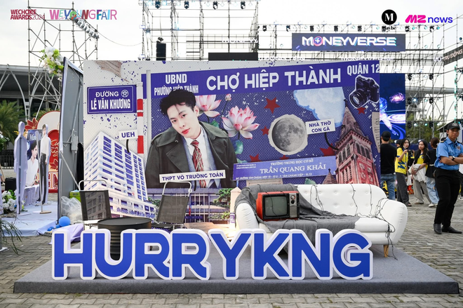 Nhìn lại 2 ngày khó quên tại WeYoung Fair: Thương hiệu chuẩn gu đổ bộ, nghệ sĩ bất ngờ xuất hiện khiến fandom bùng nổ- Ảnh 6. Nhìn lại 2 ngày khó quên tại WeYoung Fair: Thương hiệu chuẩn gu đổ bộ, nghệ sĩ bất ngờ xuất hiện khiến fandom bùng nổ- Ảnh 6.