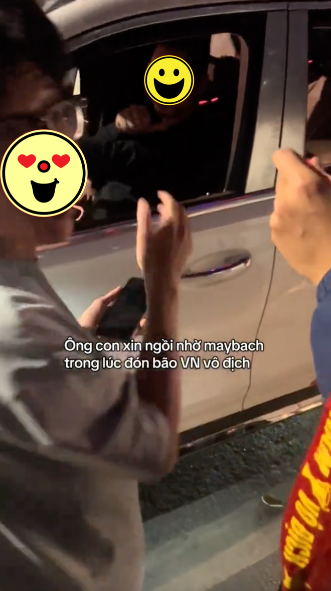 Đang đi bão, thanh niên Hà Nội xin quá giang luôn xe Maybach rồi nhận về cái kết không ai nghĩ đến- Ảnh 1. Đang đi bão, thanh niên Hà Nội xin quá giang luôn xe Maybach rồi nhận về cái kết không ai nghĩ đến- Ảnh 1.
