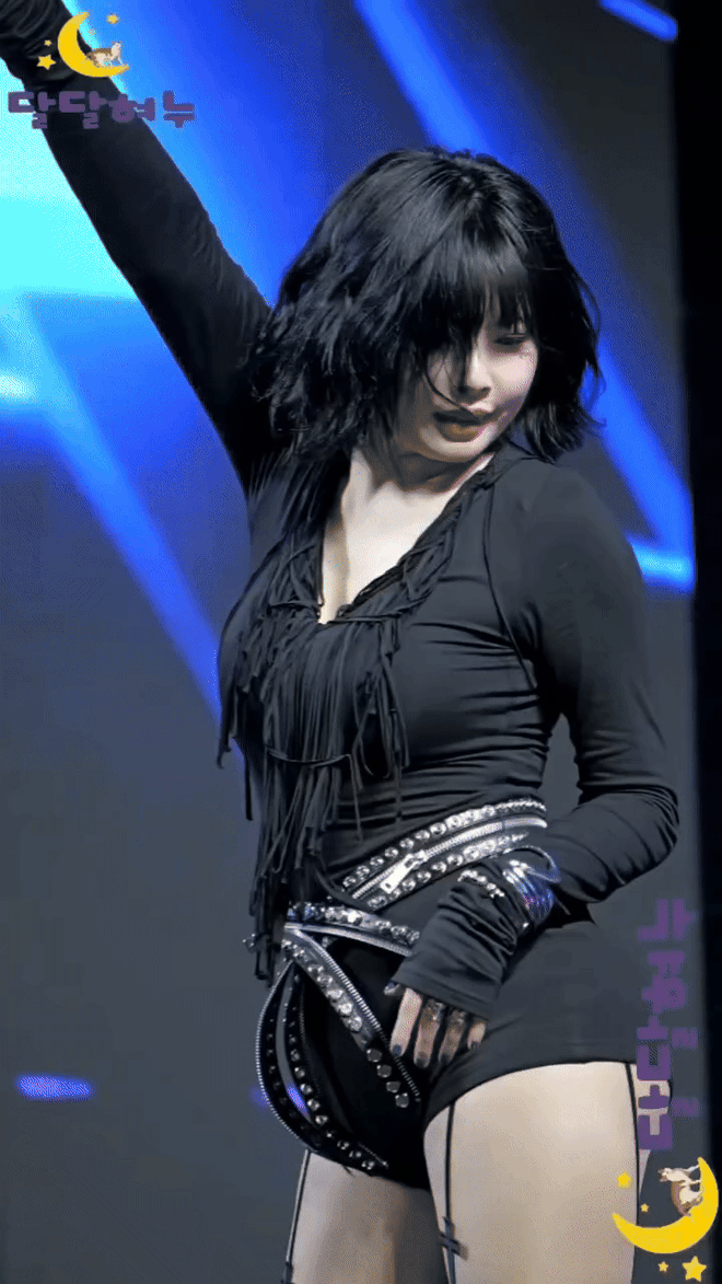 Không nhận ra nữ hoàng gợi cảm HyunA- Ảnh 1.