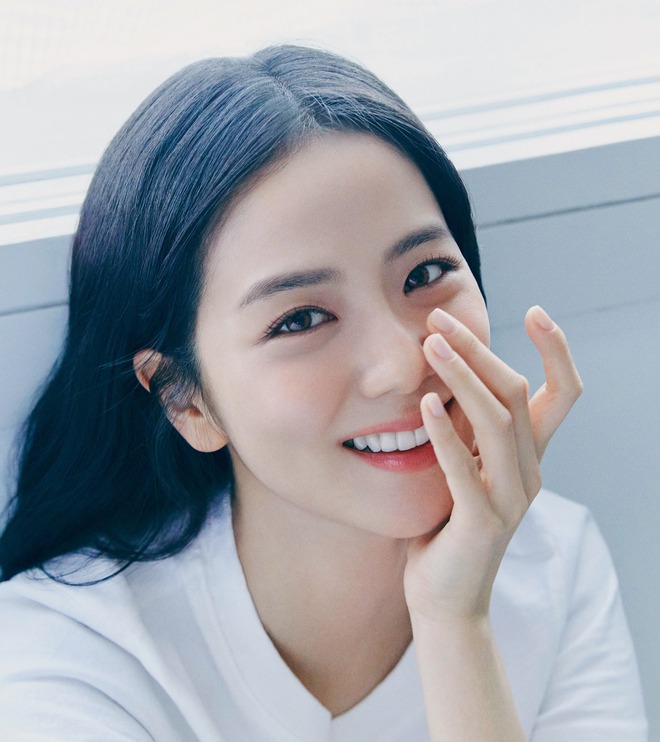 Jisoo lộ mặt nhăn nheo lão hóa, mỹ nhân đẹp nhất BLACKPINK làm sao thế này?- Ảnh 6.
