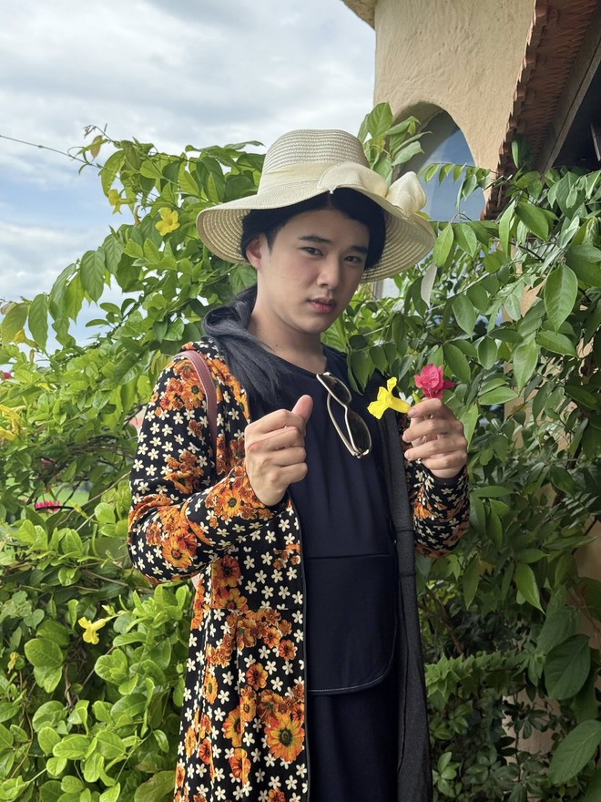 Tình trạng căng thẳng của Hồng Thơ- Ảnh 3. Tình trạng căng thẳng của Hồng Thơ- Ảnh 3.