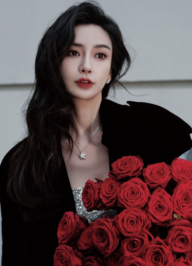 Muôn kiểu phủ nhận “dao kéo” của mỹ nhân Cbiz: Dương Mịch nhổ răng, Triệu Lộ Tư giảm cân- Ảnh 4.