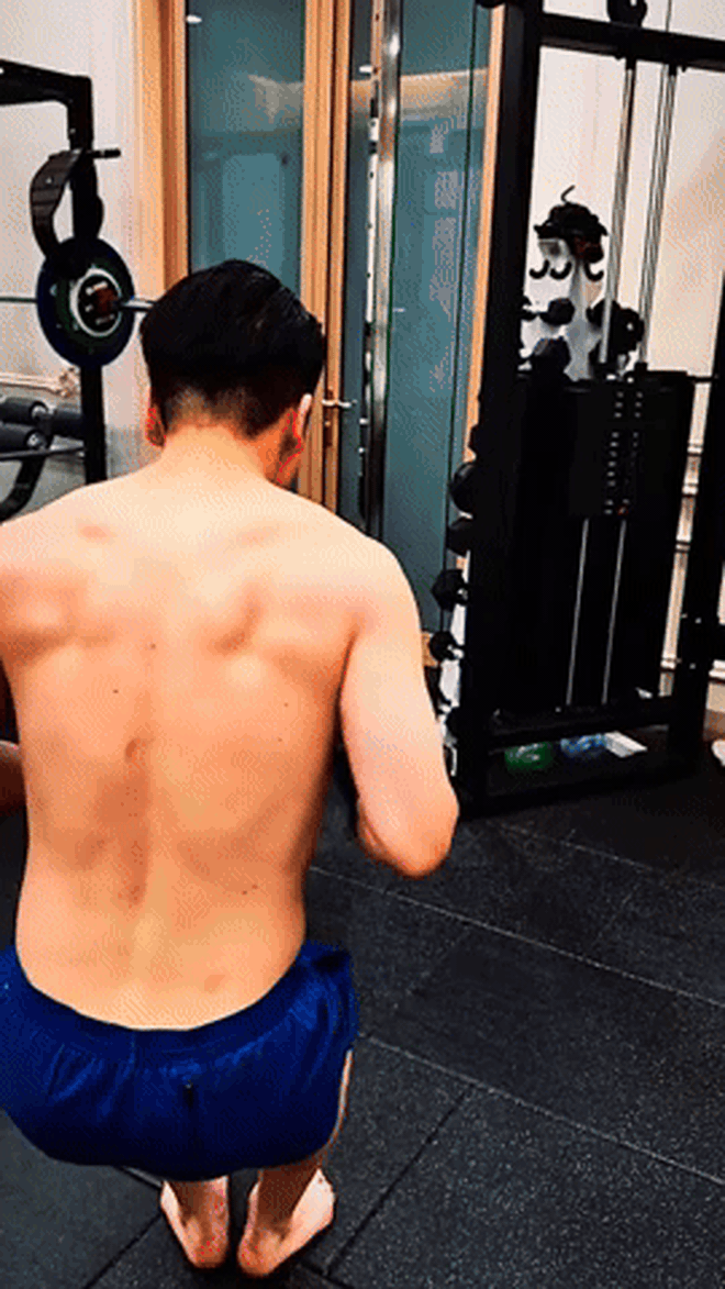 Cuộc sống đẹp như mơ của "tổng tài" nhà bầu Hiển: Giàu có, thành công, đến body cũng khiến người ta ghen tị!- Ảnh 1.