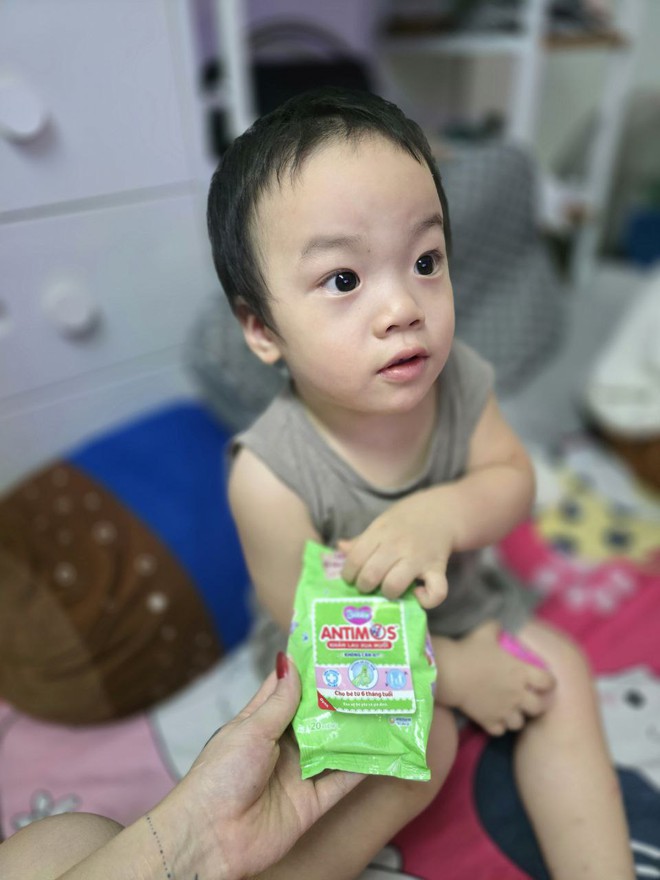 Check khăn ướt xua muỗi Bobby Antimos: Món “must-have” trong túi mẹ bỉm mùa mưa ẩm này- Ảnh 7.