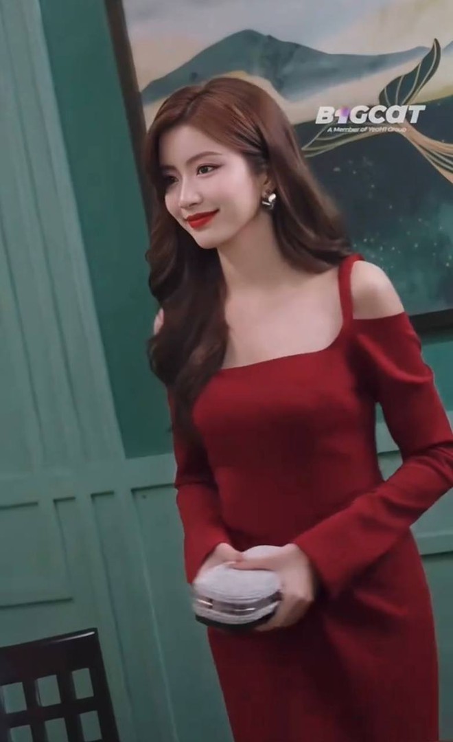 Màn ảnh Việt mới có 1 tiểu thư tài phiệt, mặc đẹp còn được so với Triệu Lộ Tư- Ảnh 4.