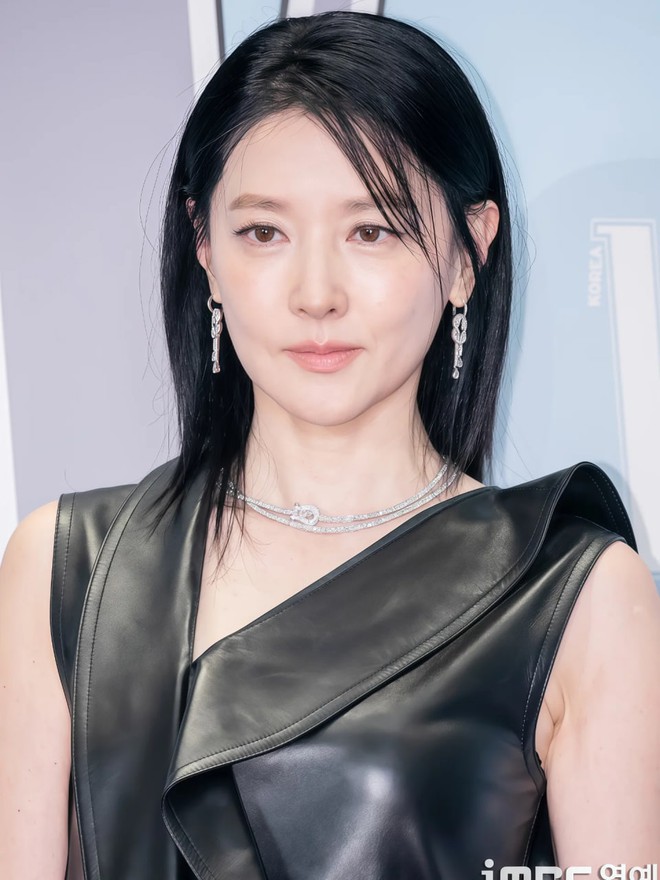 Tuổi 54 không tưởng của nàng Dae Jang Geum- Ảnh 7. Tuổi 54 không tưởng của nàng Dae Jang Geum- Ảnh 7.