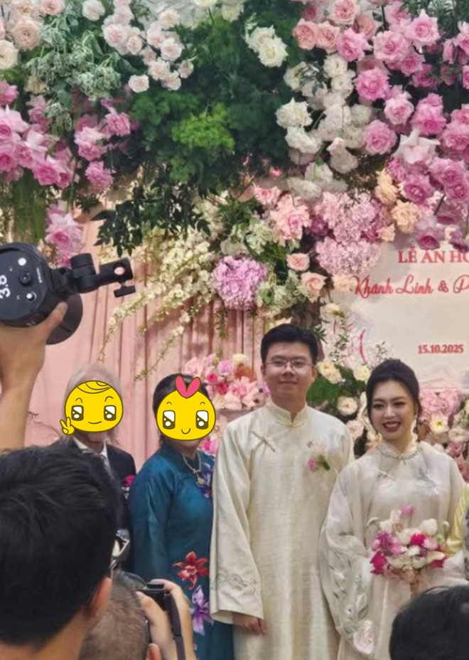 Hỷ sự 0 vàng của thiếu gia Phan Hoàng và ái nữ “tài phiệt”: Giật mình nhìn sang các đám cưới siêu giàu khác - Ảnh 3. Hỷ sự 0 vàng của thiếu gia Phan Hoàng và ái nữ “tài phiệt”: Giật mình nhìn sang các đám cưới siêu giàu khác - Ảnh 3.