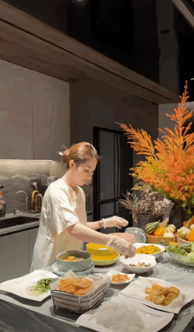 Kênh TikTok khiến mọi người xem xong đều phải tấm tắc: “Ồ thì ra lập gia đình là chill thế này”- Ảnh 10. Kênh TikTok khiến mọi người xem xong đều phải tấm tắc: “Ồ thì ra lập gia đình là chill thế này”- Ảnh 10.