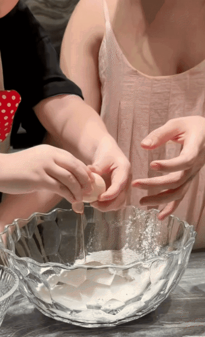 Kênh TikTok khiến mọi người xem xong đều phải tấm tắc: “Ồ thì ra lập gia đình là chill thế này”- Ảnh 16. Kênh TikTok khiến mọi người xem xong đều phải tấm tắc: “Ồ thì ra lập gia đình là chill thế này”- Ảnh 16.