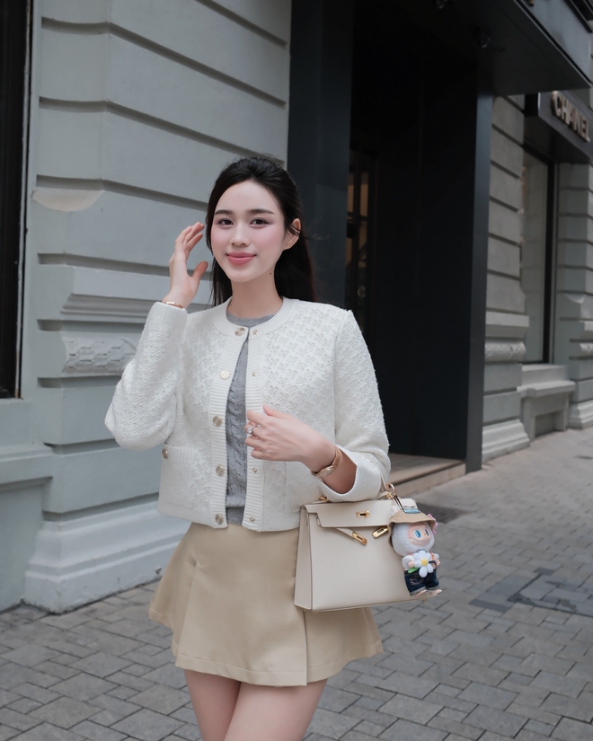 3 nàng hậu lấy thiếu gia hot nhất nhà Sen Vàng: Bí ẩn nhất là người "biến mất" ngay sau đám hỏi!- Ảnh 3.