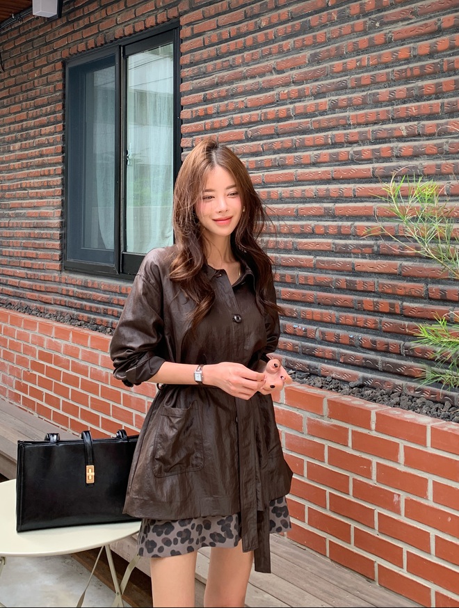 Cứ mặc 4 mẫu áo khoác này là trẻ ra 5 tuổi- Ảnh 3.