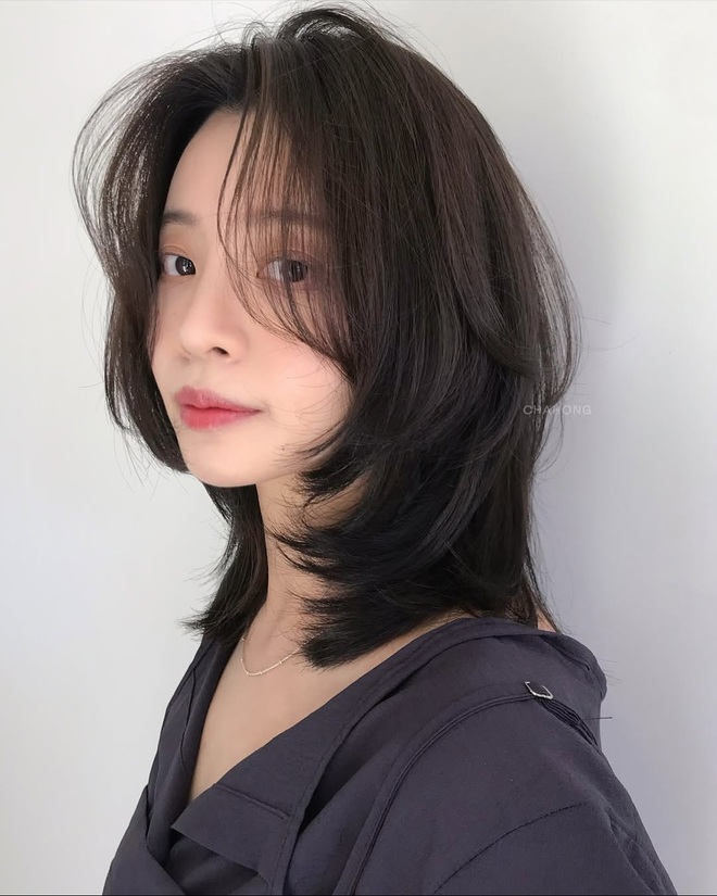 4 kiểu tóc ngang vai phù hợp mọi khuôn mặt, dành cho ai chưa dám cắt tóc ngắn nhưng vẫn muốn thăng hạng visual- Ảnh 4.
