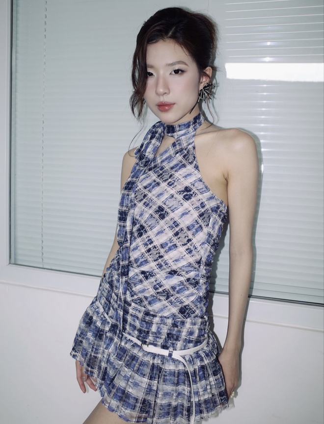 Tân binh Vbiz đi event đẹp phát sáng, visual sánh ngang Suzy và Jisoo- Ảnh 16. Tân binh Vbiz đi event đẹp phát sáng, visual sánh ngang Suzy và Jisoo- Ảnh 16.