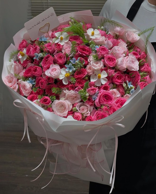 14 tiệm hoa tươi đẹp tan chảy trái tim, mua tặng 20/10 là quá chuẩn- Ảnh 38. 14 tiệm hoa tươi đẹp tan chảy trái tim, mua tặng 20/10 là quá chuẩn- Ảnh 38.