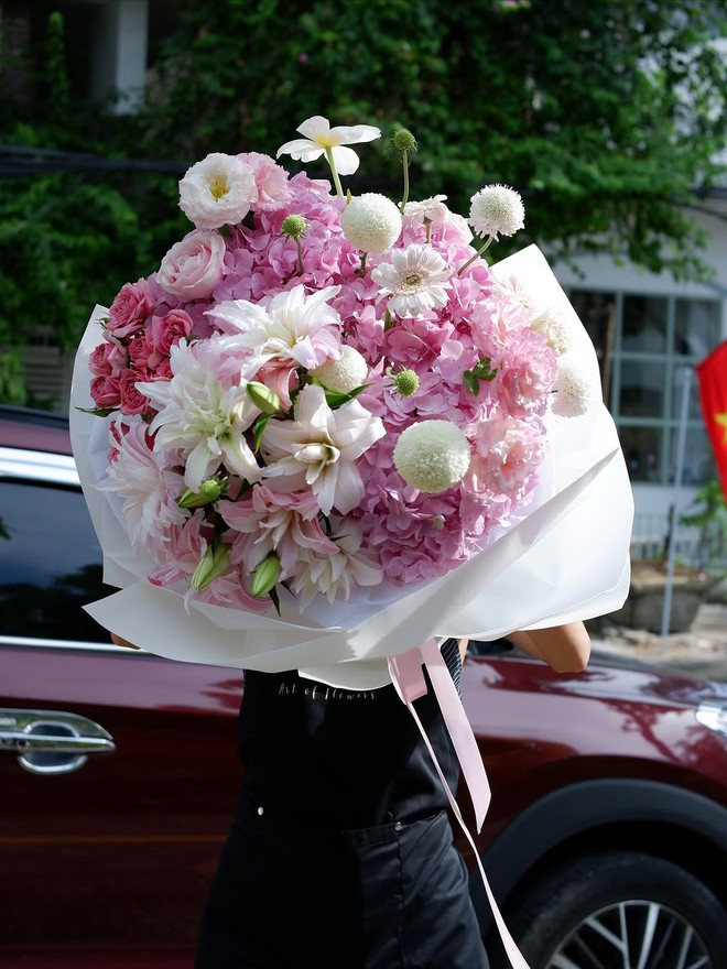 14 tiệm hoa tươi đẹp tan chảy trái tim, mua tặng 20/10 là quá chuẩn- Ảnh 56. 14 tiệm hoa tươi đẹp tan chảy trái tim, mua tặng 20/10 là quá chuẩn- Ảnh 56.
