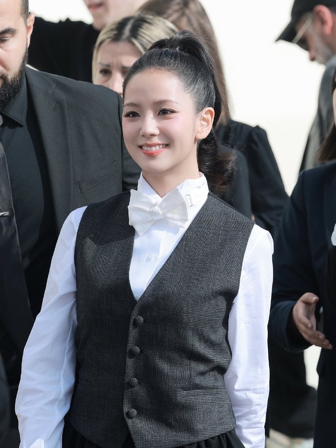 Cú lừa xuyên lục địa biến Jisoo thành trò đùa ở Dior- Ảnh 9.