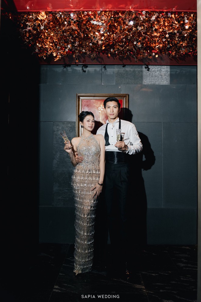 Ngắm bóng lưng đậm chất "điện ảnh" của tiểu thư Doãn Hải My, netizen tấm tắc: Văn Hậu đúng sang vì vợ!- Ảnh 2. Ngắm bóng lưng đậm chất "điện ảnh" của tiểu thư Doãn Hải My, netizen tấm tắc: Văn Hậu đúng sang vì vợ!- Ảnh 2.