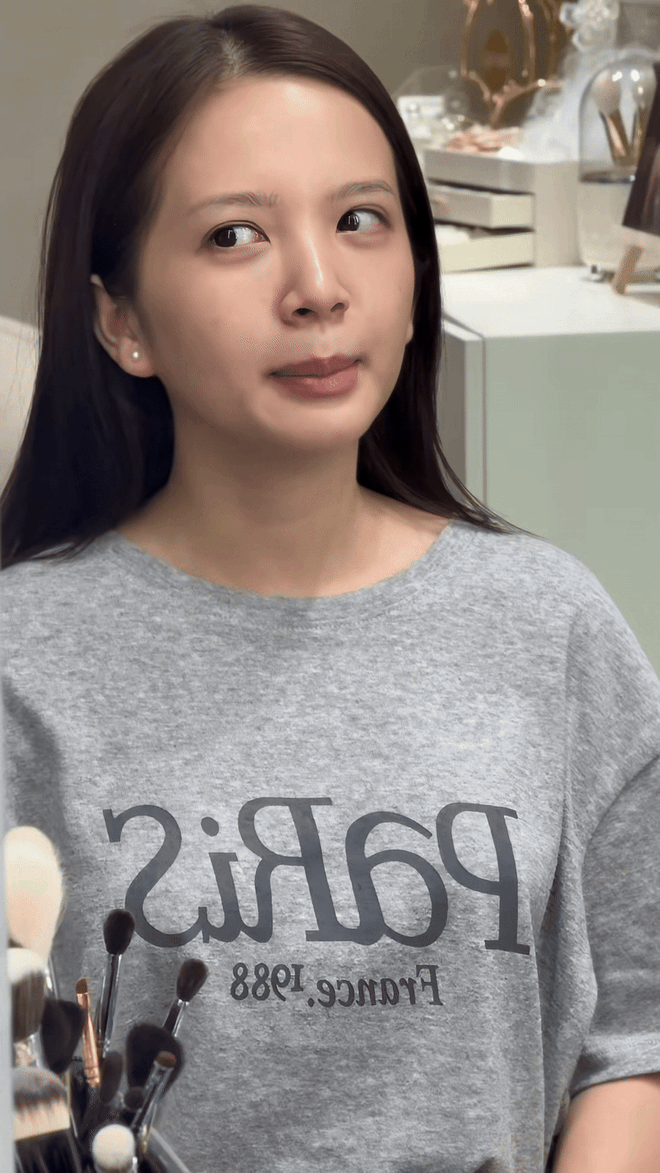 Mặt mộc không tì vết của mỹ nhân phim Việt giờ vàng- Ảnh 1.
