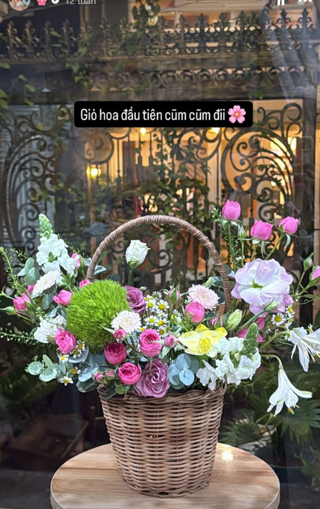 Thêm 1 Á hậu Sen Vàng được gả làm dâu nhà hào môn?- Ảnh 2. Thêm 1 Á hậu Sen Vàng được gả làm dâu nhà hào môn?- Ảnh 2.